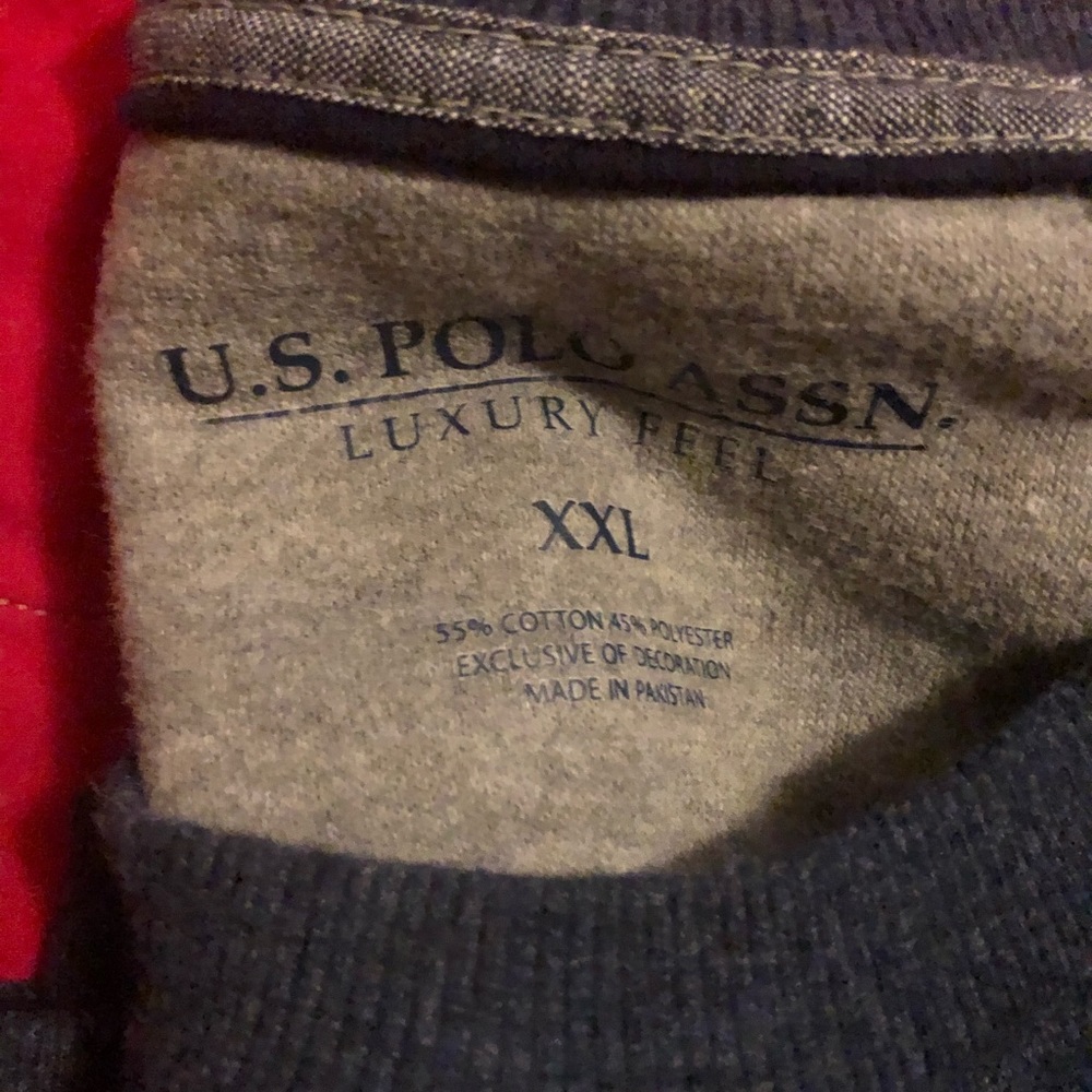 Really soft . Excellent condition sweatshirt